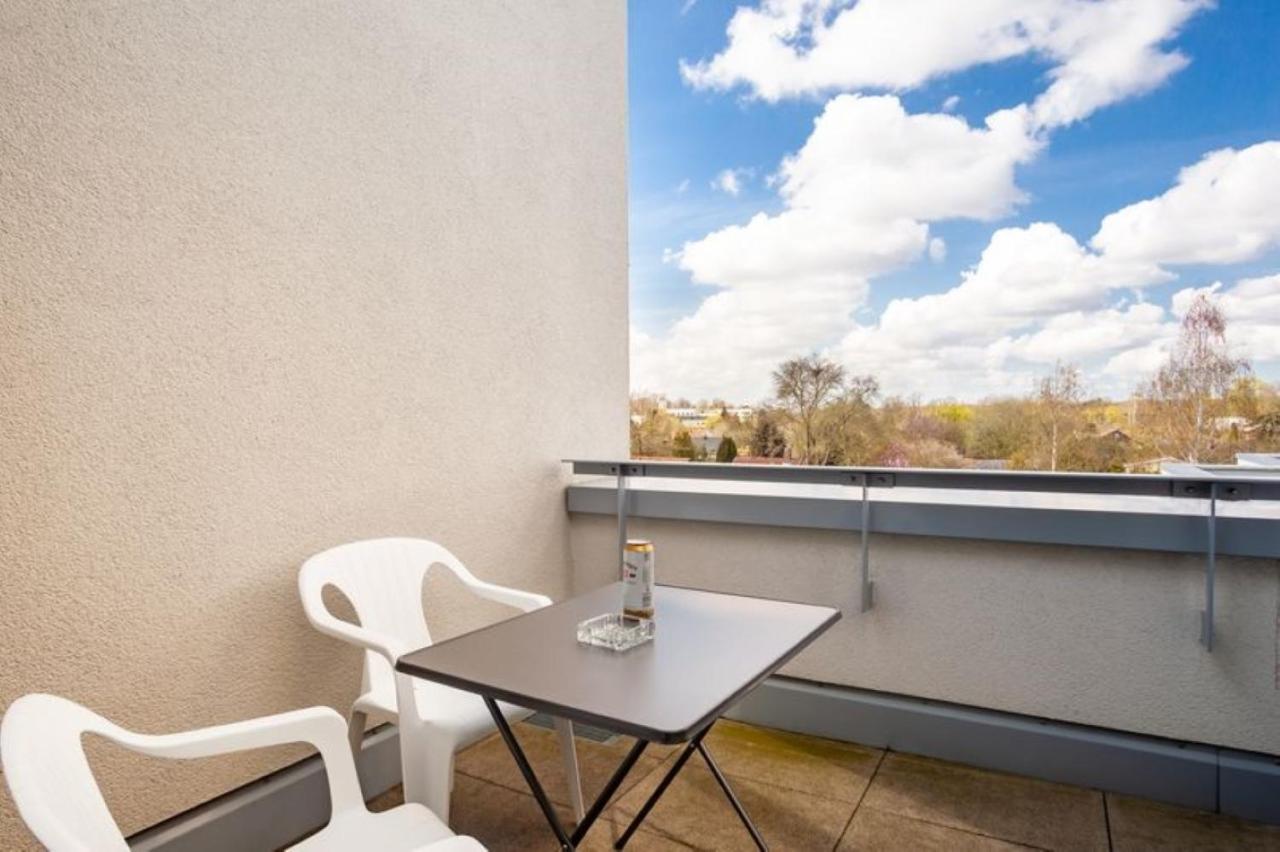 Privatzimmer Mit Balkon-Richtung Messe Hannover Exterior photo